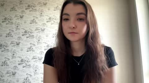 Hi Im Scarlett 18 years old online show from September 10, 8:37 am