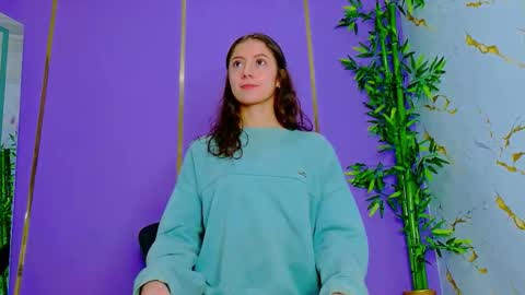 Scarlet online show from September 22, 5:00 am