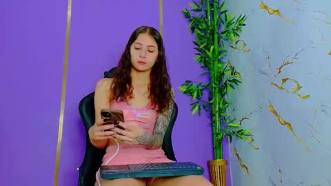 Scarlet online show from September 15, 7:04 pm