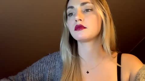 ScarlettxBlonde online show from March 31, 8:31 pm