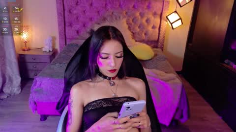 Snapshot of scarllett_bdsm chatting on September 15, 9:44 am Scarllett online show from September 15, 9:44 am