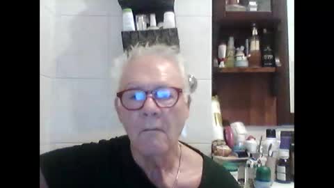schizzodoro online show from October 14, 3:31 am