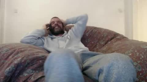 schmoose online show from December 5, 10:06 pm