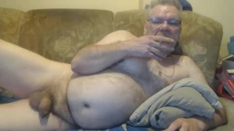 Snapshot of schnapper11 chatting on January 17, 9:49 am schnapper11 online show from January 17, 9:49 am