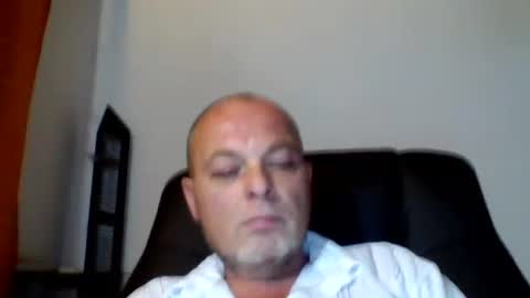 schnibschnab online show from October 11, 1:32 am