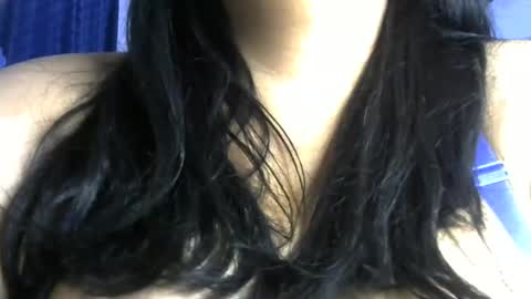 Snapshot of schoco_milf chatting on March 3, 8:00 pm mai latina online show from March 3, 8:00 pm