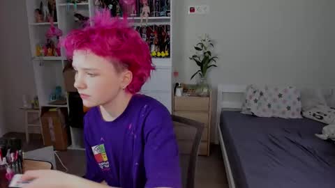 Rina online show from December 19, 7:26 am