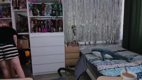 Rina online show from March 29, 7:10 am