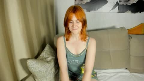 schoolg1rl online show from October 8, 3:07 pm