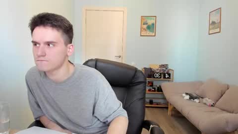 Thomas brunette and Alex blond online show from February 23, 12:48 pm