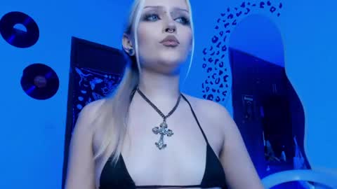 Goddess online show from May 15, 1:03 am