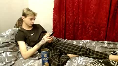 Scorpion 250 online show from November 1, 9:25 pm