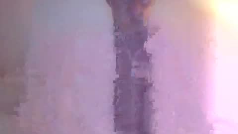 Snapshot of scotchwhieskie chatting on September 8, 10:31 pm scotchwhieskie online show from September 8, 10:31 pm