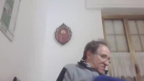 Snapshot of scotchwhieskie chatting on January 29, 7:11 pm scotchwhieskie online show from January 29, 7:11 pm