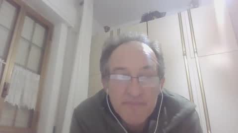 Snapshot of scotchwhieskie chatting on February 17, 7:23 pm scotchwhieskie online show from February 17, 7:23 pm