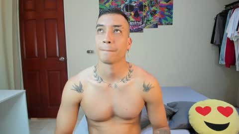 Snapshot of scotrisse chatting on February 17, 9:10 pm Daniel martinez - Independent model online show from February 17, 9:10 pm