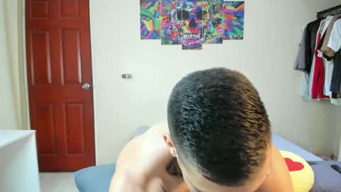 Snapshot of scotrisse chatting on December 28, 10:02 pm Daniel martinez - Independent model online show from December 28, 10:02 pm