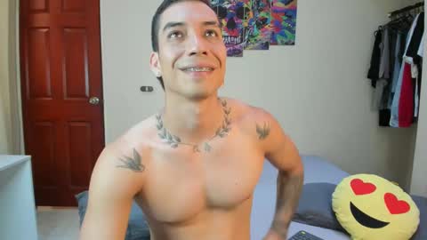 Snapshot of scotrisse chatting on December 4, 9:29 pm Daniel martinez - Independent model online show from December 4, 9:29 pm