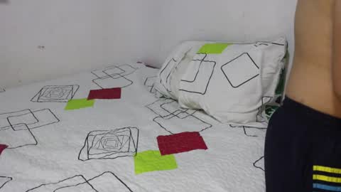 scott20055 online show from October 4, 4:16 pm