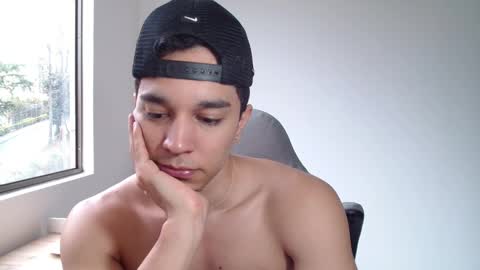 Twitter Scott brasher1 Instagram Camiloestuardo2 online show from February 17, 9:10 pm