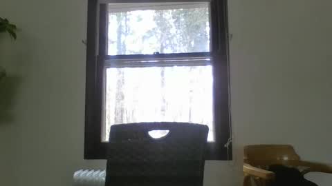 Snapshot of scottpbi52 chatting on March 1, 6:43 pm scottpbi52 online show from March 1, 6:43 pm
