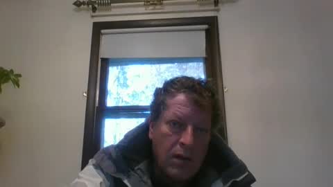 Snapshot of scottpbi52 chatting on February 10, 1:01 pm scottpbi52 online show from February 10, 1:01 pm