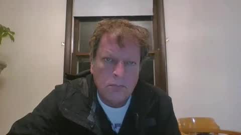Snapshot of scottpbi52 chatting on March 3, 2:26 am scottpbi52 online show from March 3, 2:26 am