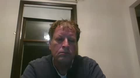 Snapshot of scottpbi52 chatting on February 1, 1:23 am scottpbi52 online show from February 1, 1:23 am