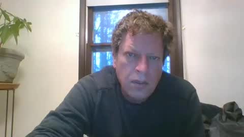 Snapshot of scottpbi52 chatting on February 25, 12:38 pm scottpbi52 online show from February 25, 12:38 pm