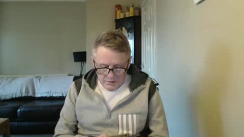 James online show from January 1, 11:38 am