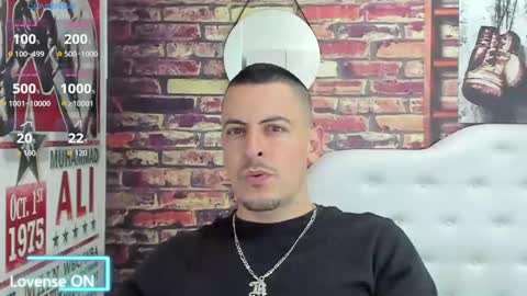 Snapshot of scotty_music chatting on September 12, 10:56 pm Ricardo online show from September 12, 10:56 pm