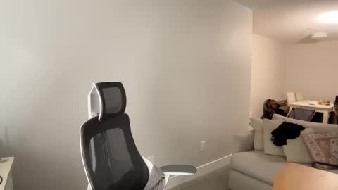 Scotty online show from April 23, 3:14 am