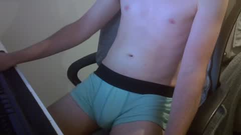 scottyboyyy94 online show from July 22, 8:55 pm