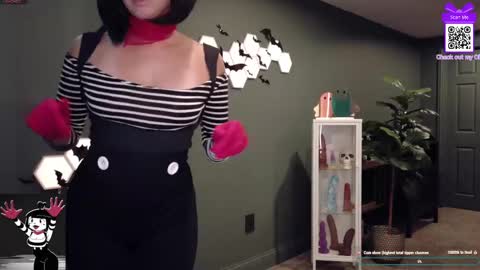 Scout has fun online show from October 31, 1:22 pm