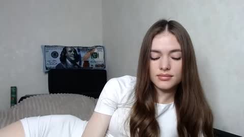 scratc_h online show from March 11, 7:14 pm