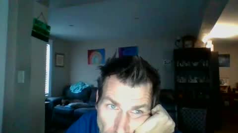 Snapshot of scroach11 chatting on January 27, 1:30 pm GettOffMyLawn online show from January 27, 1:30 pm