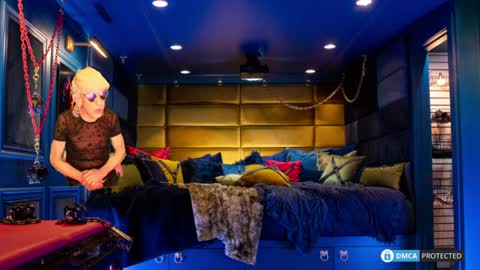 sealasweet online show from April 4, 2:13 pm