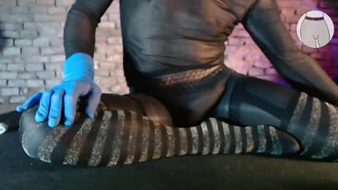 seamlessly online show from November 15, 9:33 am