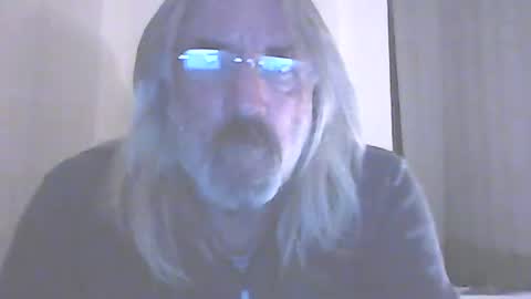 seantheflyer online show from December 15, 1:46 am