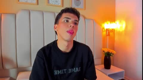 Sean online show from September 22, 3:54 am