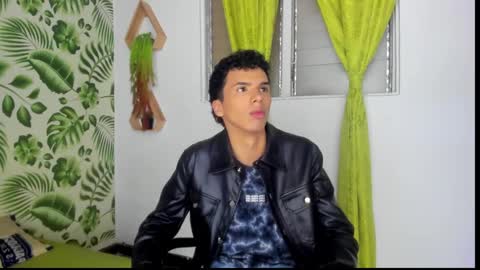 Sean online show from February 25, 3:52 am