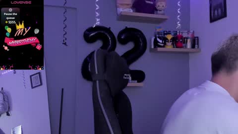 Sebastin online show from December 19, 10:42 pm