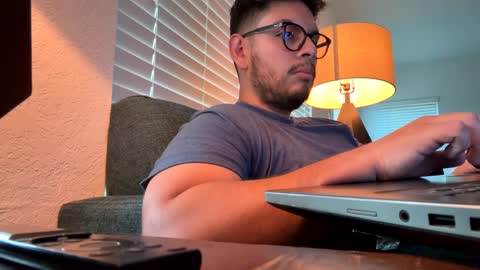 sebasbilbao7 online show from September 12, 12:23 am