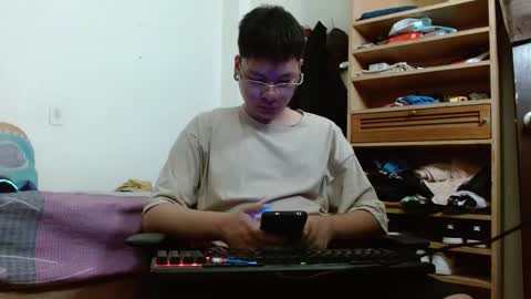 Snapshot of sebasslops chatting on January 31, 3:00 pm Sebas online show from January 31, 3:00 pm