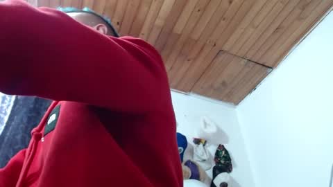 Snapshot of sebastian_025 chatting on September 19, 2:10 pm Sebastian online show from September 19, 2:10 pm