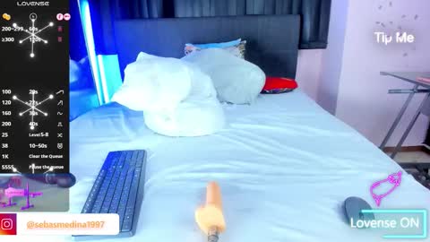 Sebastian online show from October 9, 12:27 am