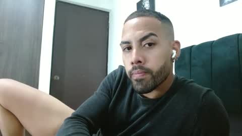 Snapshot of sebastiano_97 chatting on January 10, 12:06 am Sebastiano online show from January 10, 12:06 am