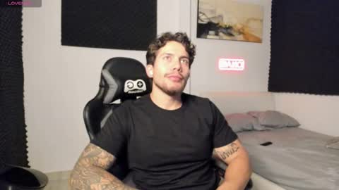 Lucian Sinclair online show from January 8, 2:50 am