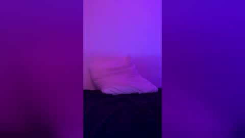 sebastiansuciu7 online show from June 21, 1:12 am