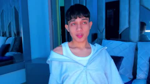 Snapshot of sebax_00 chatting on September 17, 4:16 am Sebastian online show from September 17, 4:16 am